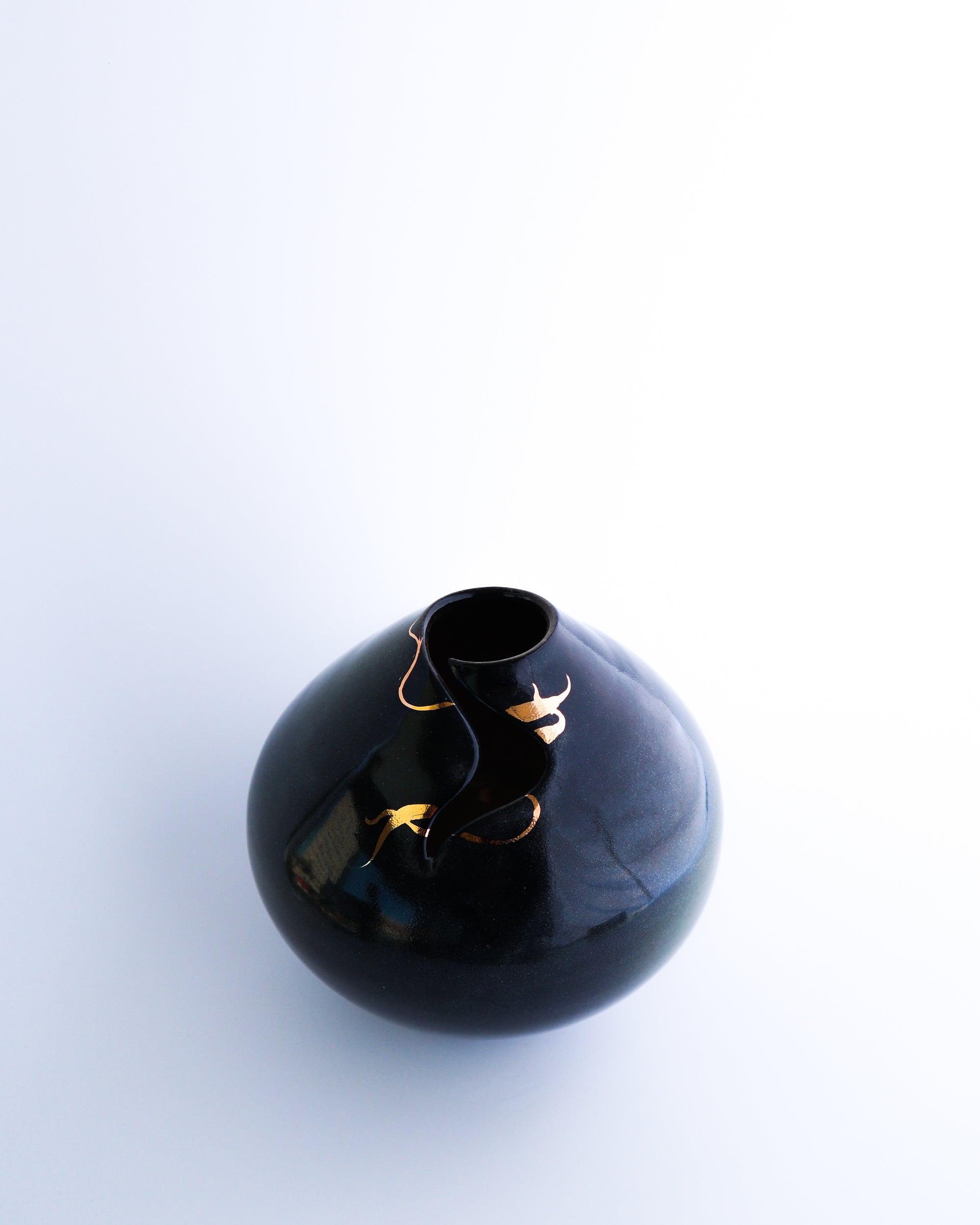 Nezuko Vase