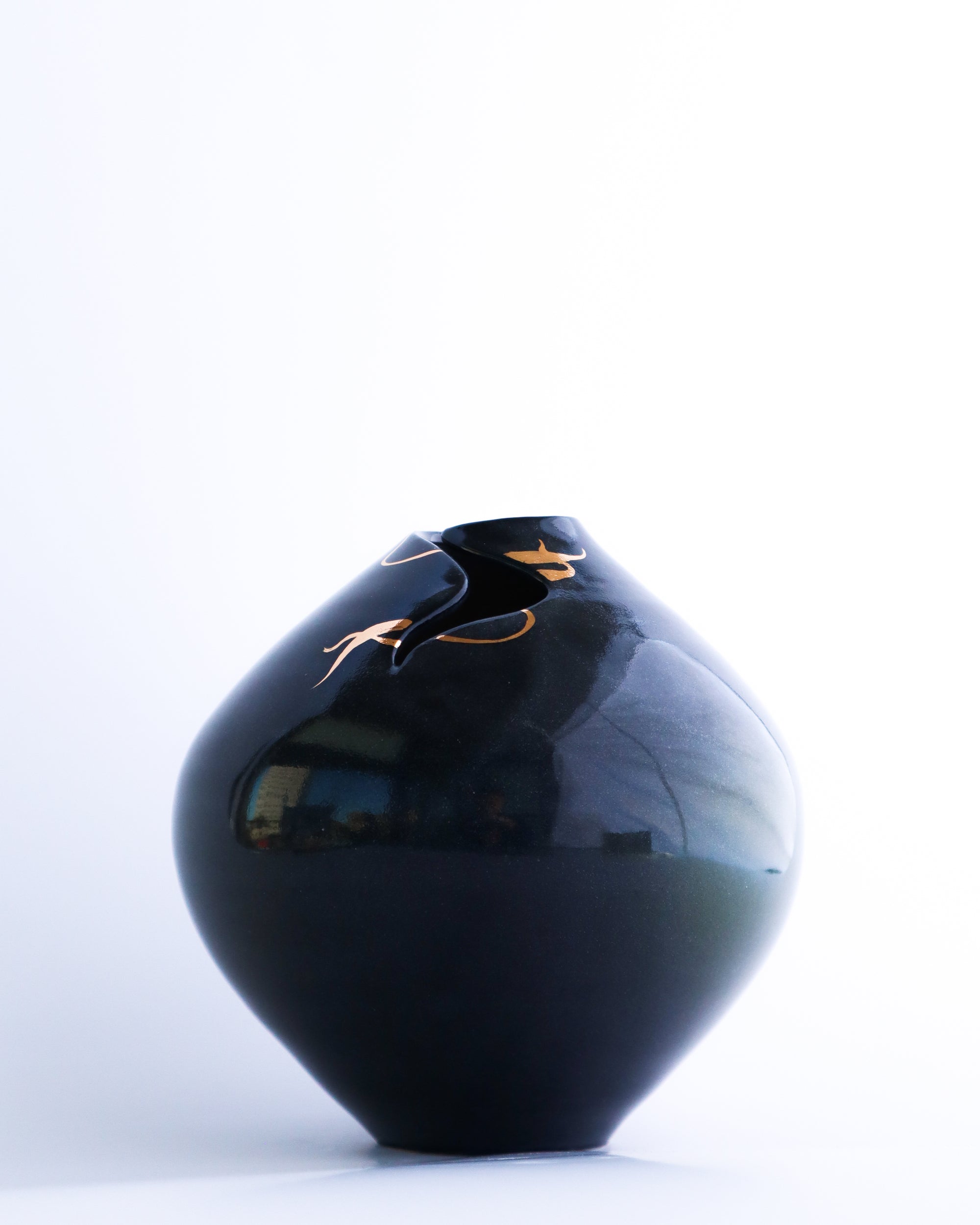 Nezuko Vase