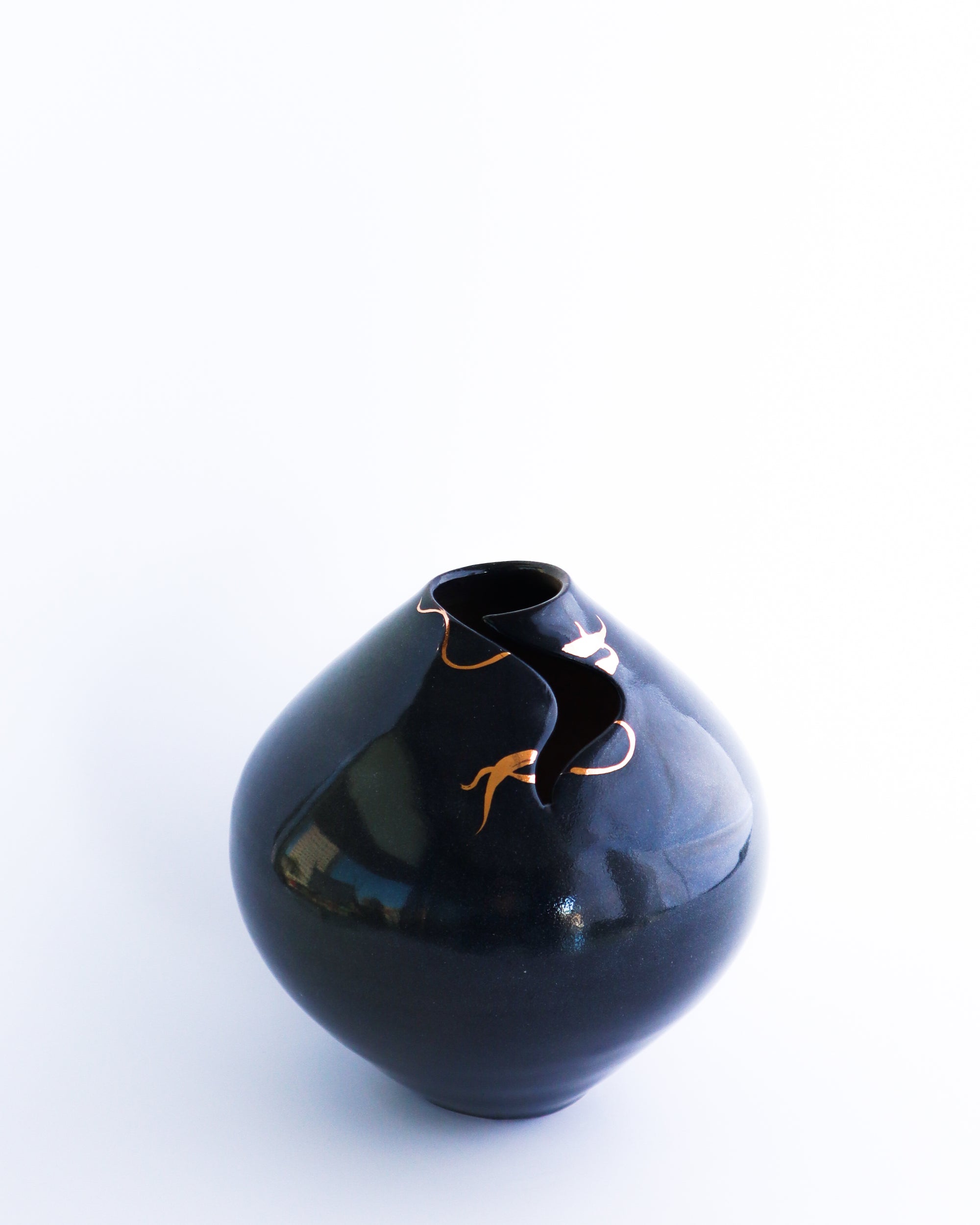 Nezuko Vase
