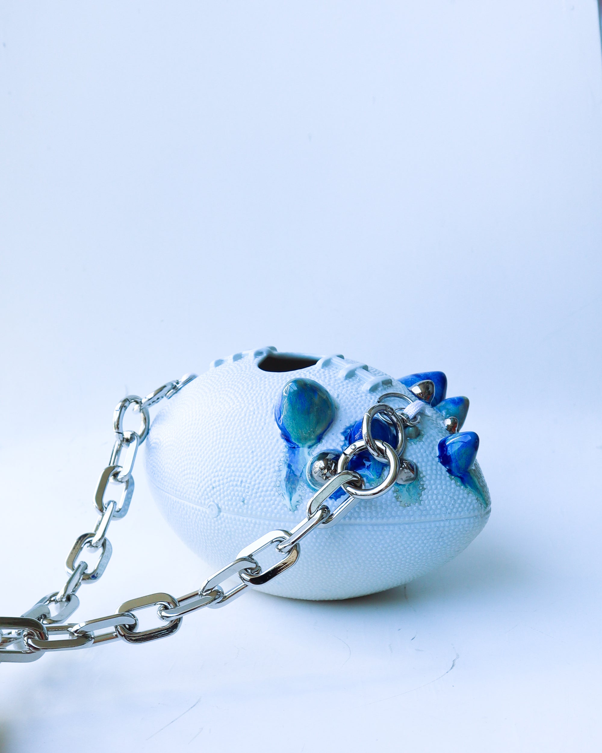 'spike' ceramic football bag