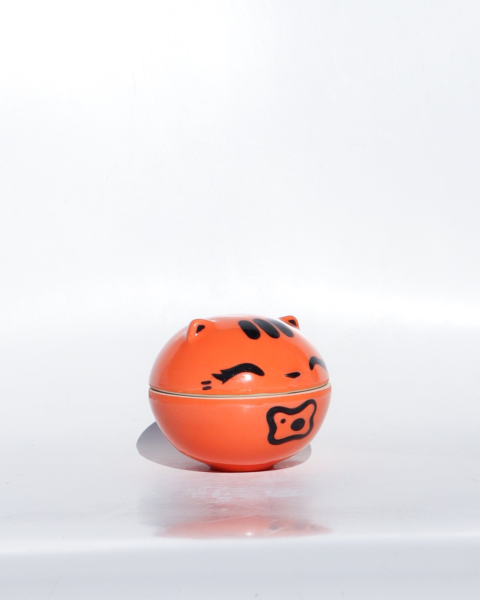 pumpkin the mini cat jar