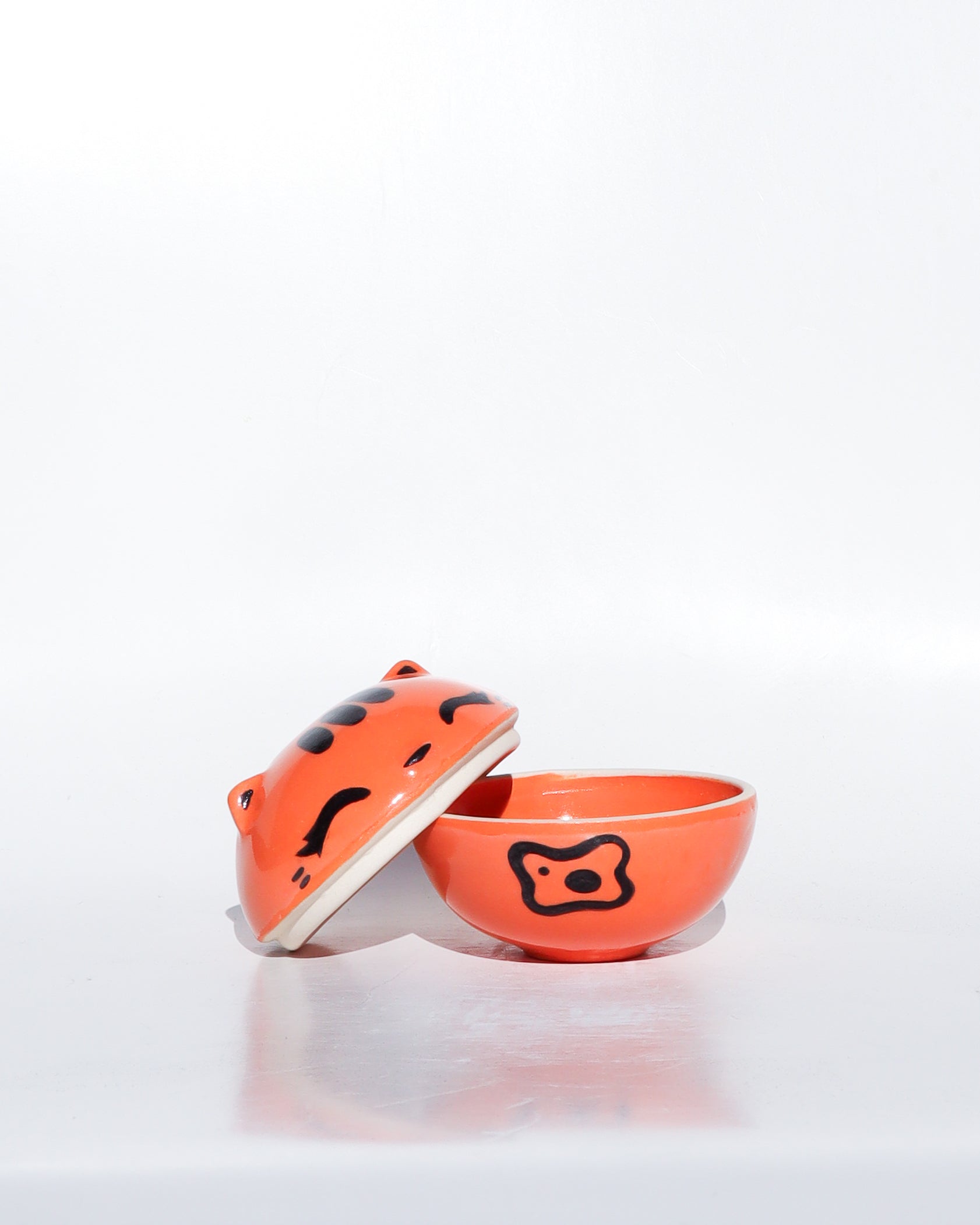 pumpkin the mini cat jar